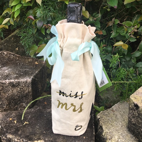 kate spade wine tote nordstrom kate spade canvas bridal miss mrs wine tote bag kate spade bags poshmark kate spade wine tote nordstrom kate spade canvas bridal miss mrs wine tote bag kate spade bags poshmark